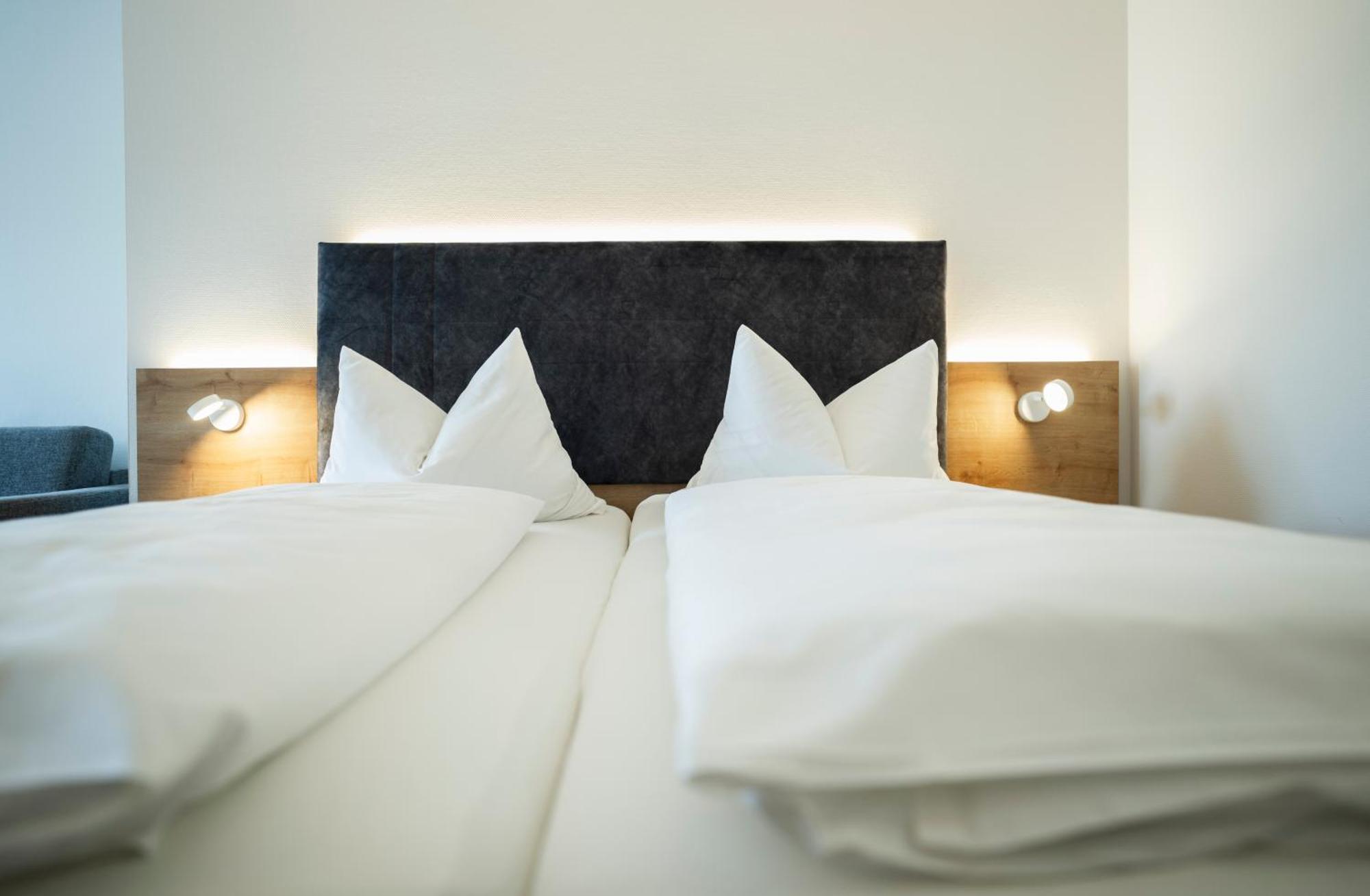 Hotel-Gasthof Rose โอเบอร์เคียร์ช ภายนอก รูปภาพ